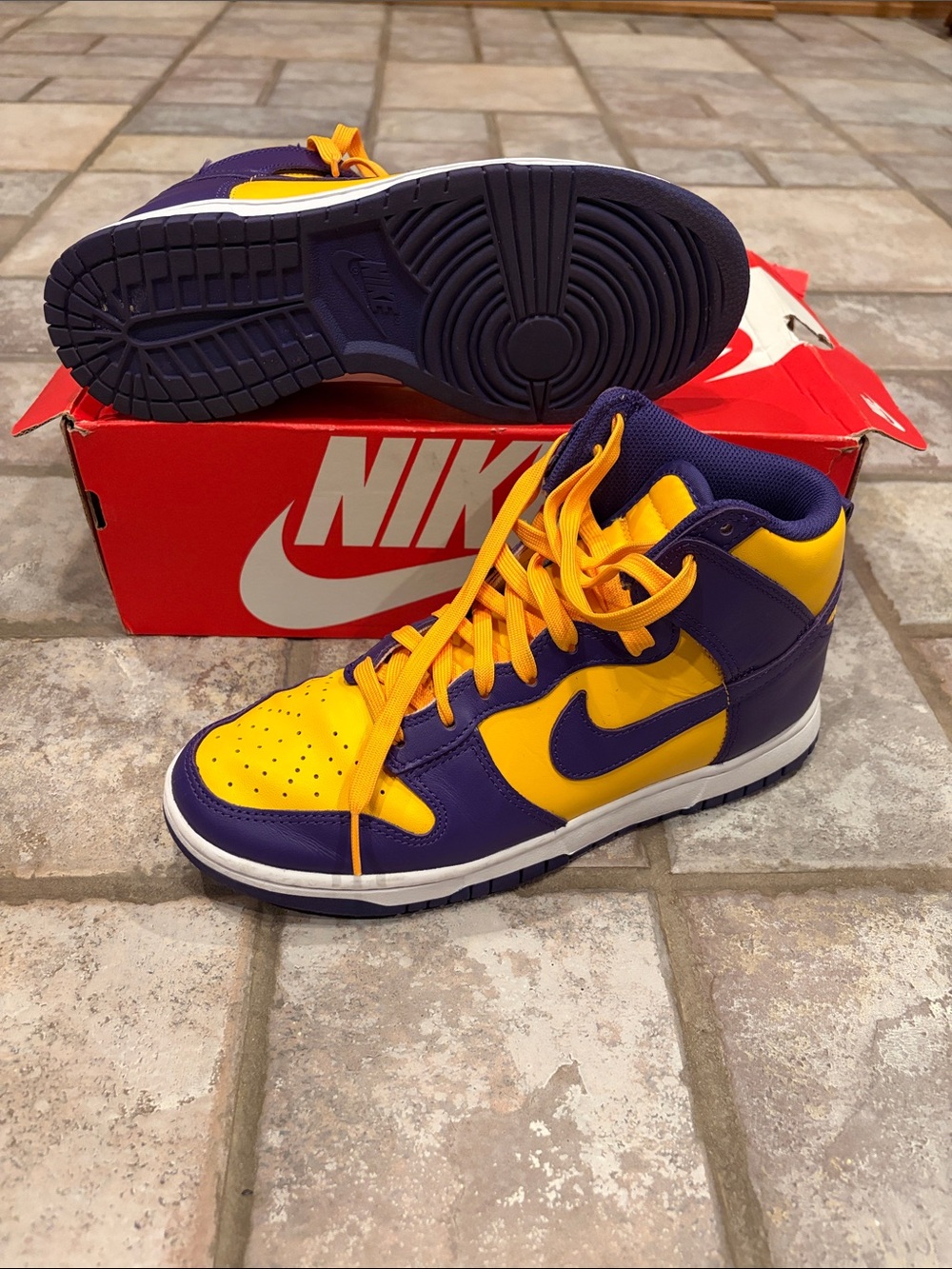 Nike Dunk Hi Retro Sneakers in Purple and Gold Size 8 Mens